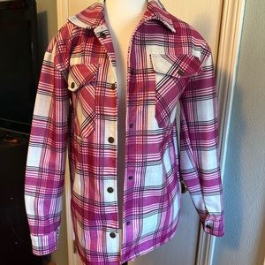 💕 Pink and black plaid shacket 💕